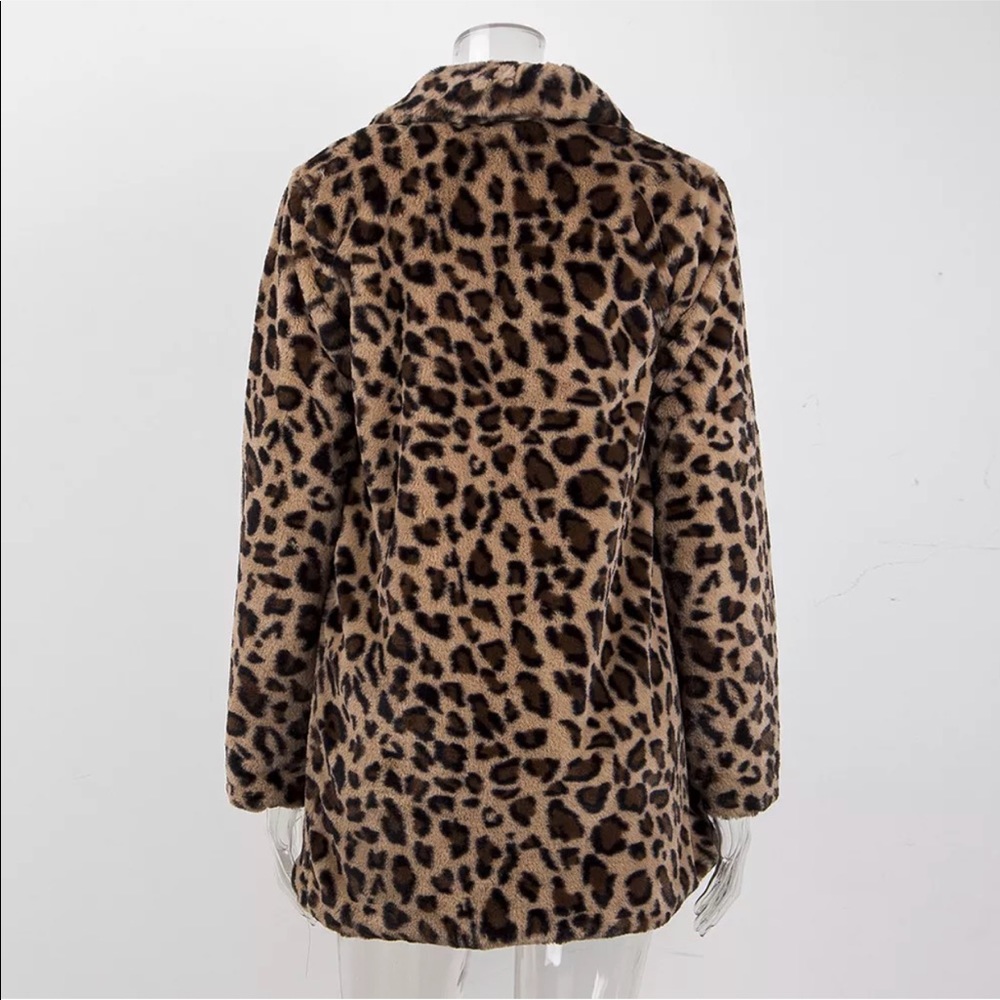 Trendy Novelty Leopard Fur Coat, Jacket - Picture 5 of 7